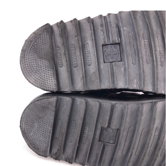 Dr. Martens 'Abel' Black Leather Fisherman Sandals 12 - Picture 8 of 11